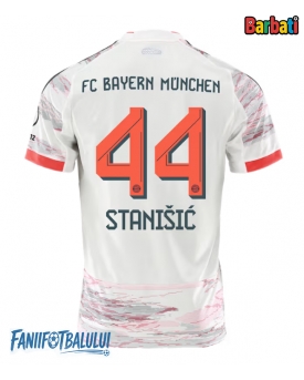 Bayern Munich Josip Stanisic #44 Tricou Fotbal Replică 2025-26 Barbati Deplasare